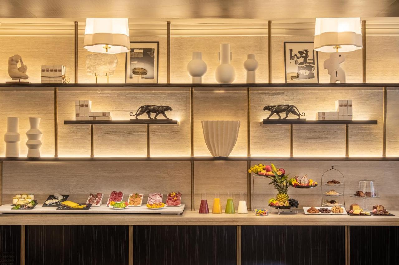 Hotel Elysia Paris